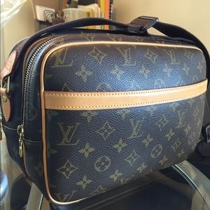 ⭐️ Price Drop ⭐️ Louis Vuitton Reporter PM
